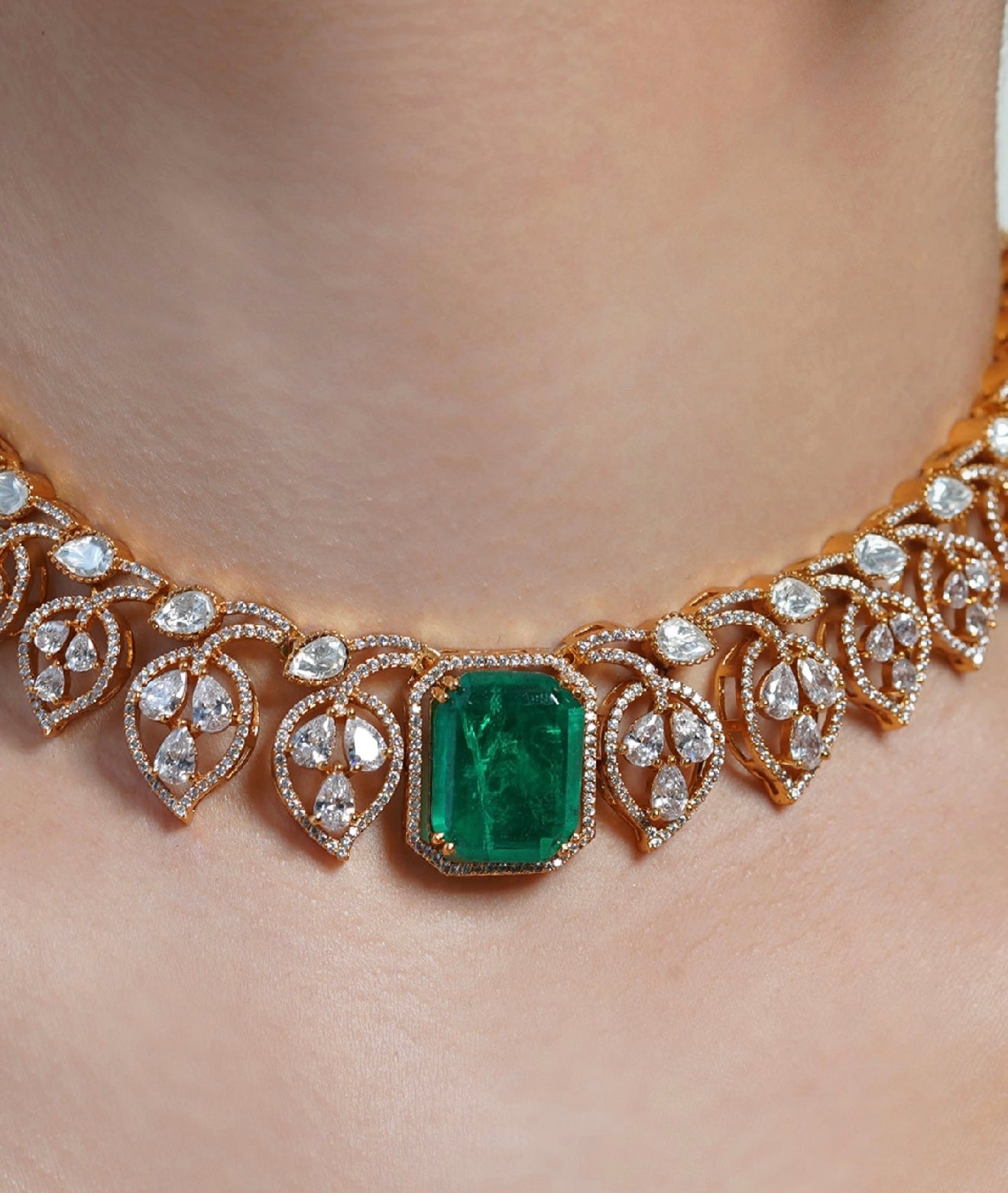 Gold Plated Leaf Emerald Choker Set